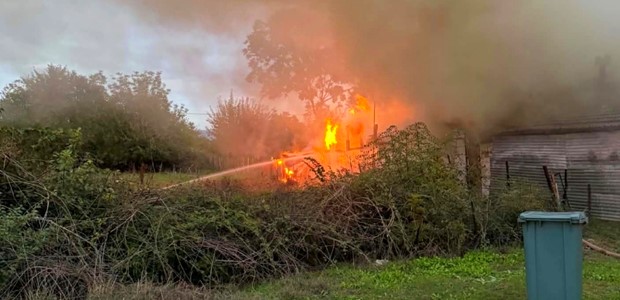 Φωτιά σε μονοκατοικία στην Αγία Κυριακή Τρικάλων 
